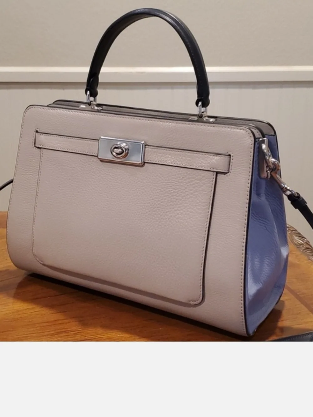 Like NEW Coach colorblock Lane Carryall
